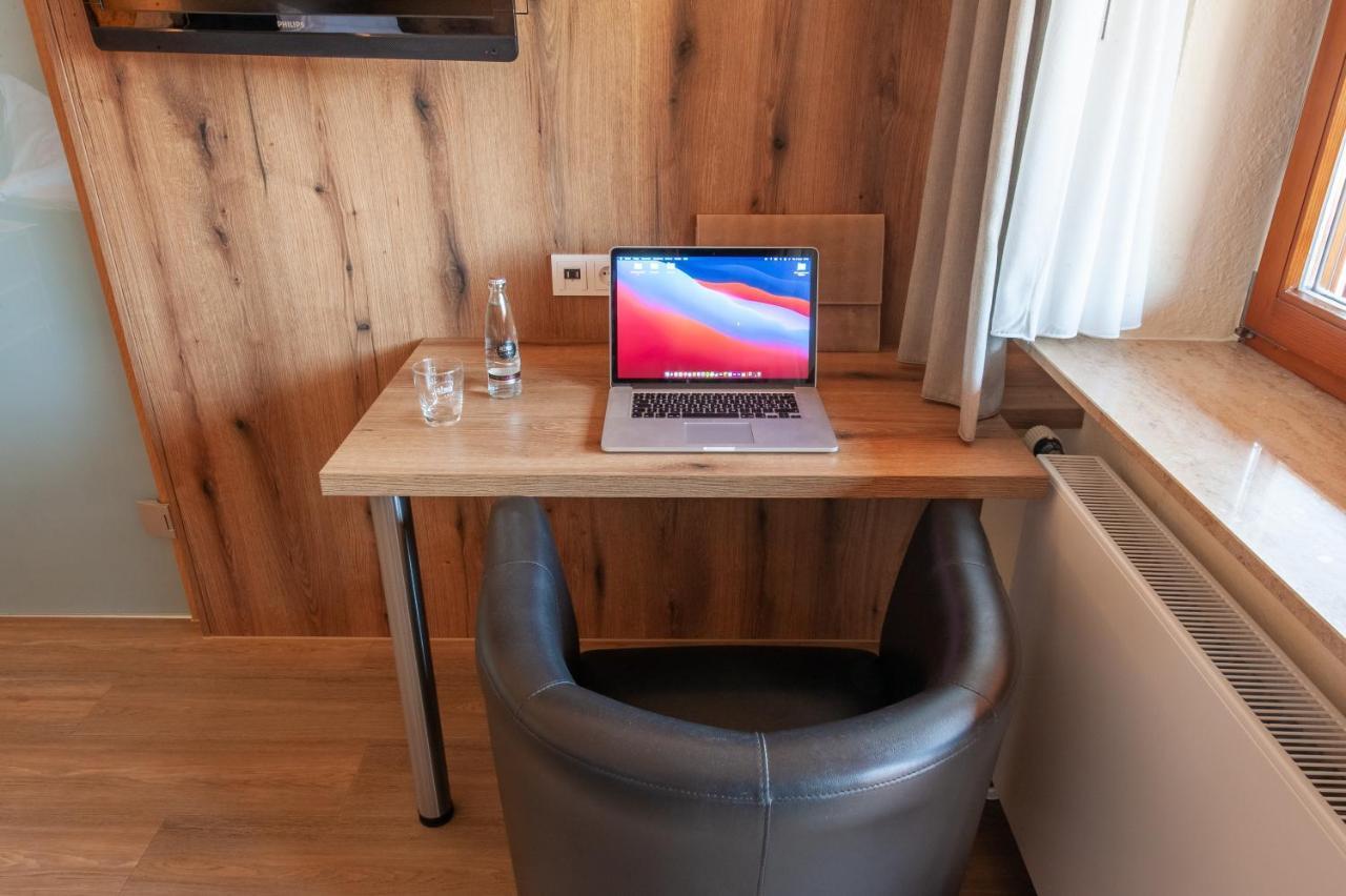 Hotel Landgasthof Oberschnorrhof Dammbach Екстериор снимка