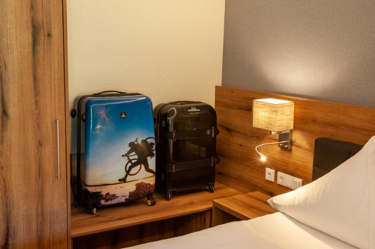 Hotel Landgasthof Oberschnorrhof Dammbach Екстериор снимка